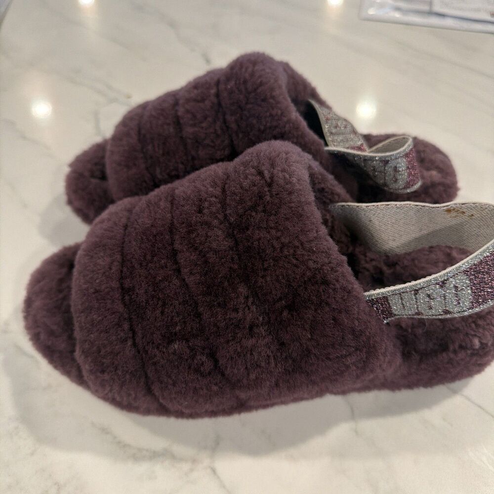 UGG Fluff Yeah Genuine Shearling Slide Slippers Port 9 Cozycore Off-Duty-Model